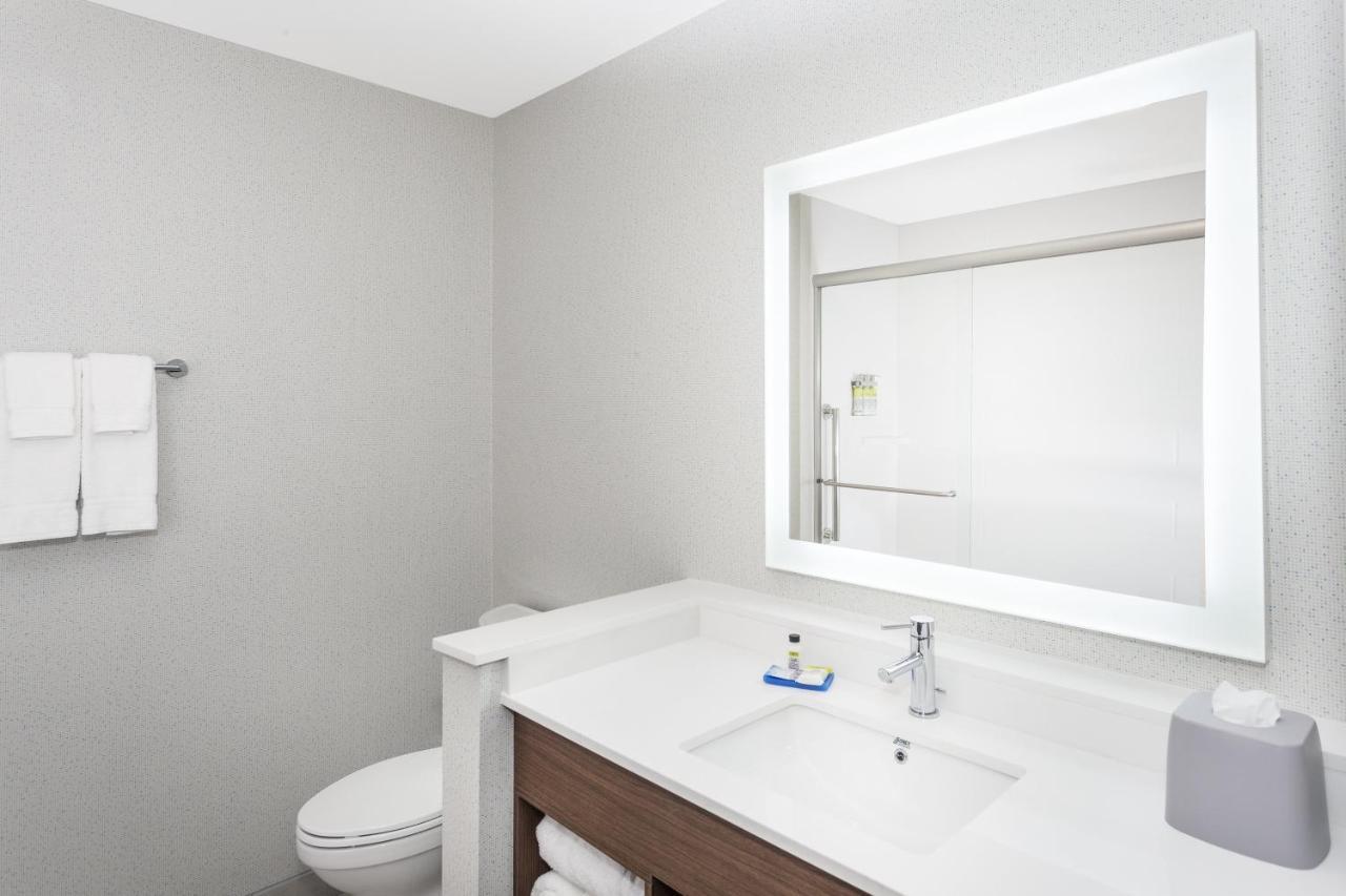 Holiday Inn Express & Suites - Hudson I-94 By Ihg Bagian luar foto