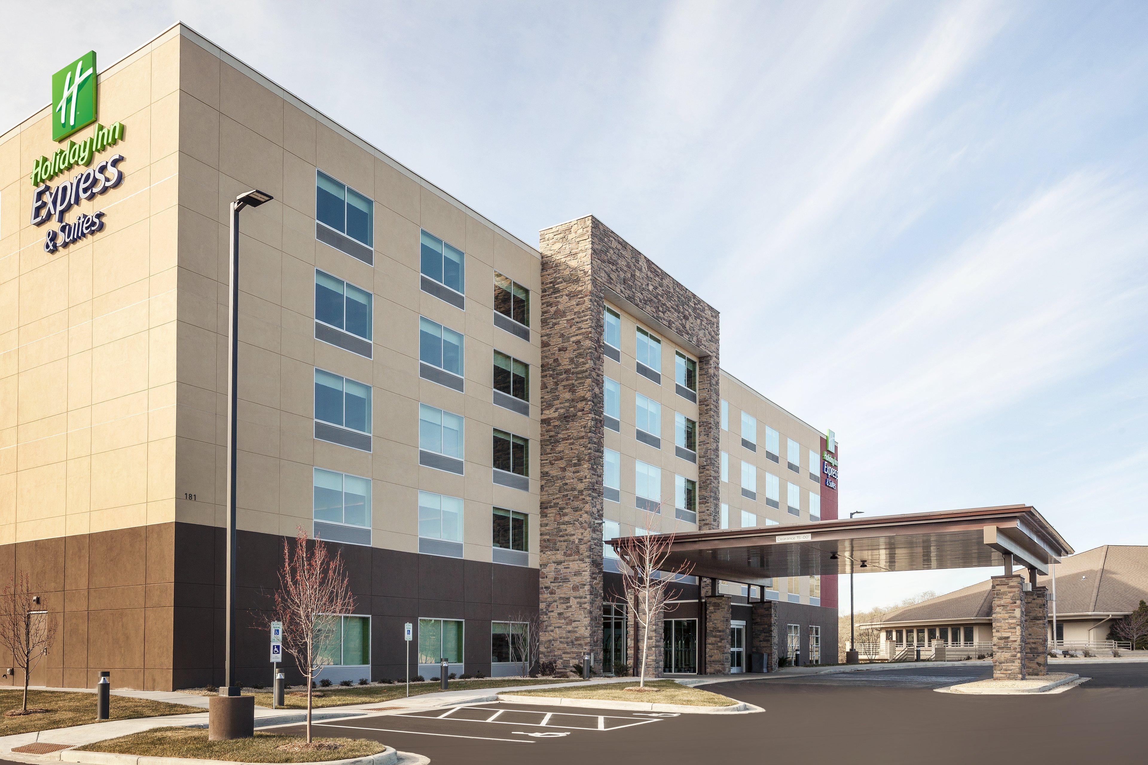 Holiday Inn Express & Suites - Hudson I-94 By Ihg Bagian luar foto