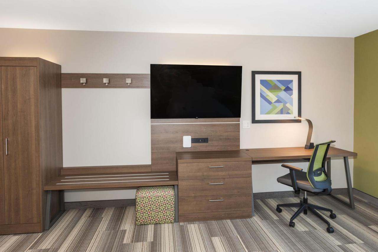 Holiday Inn Express & Suites - Hudson I-94 By Ihg Bagian luar foto